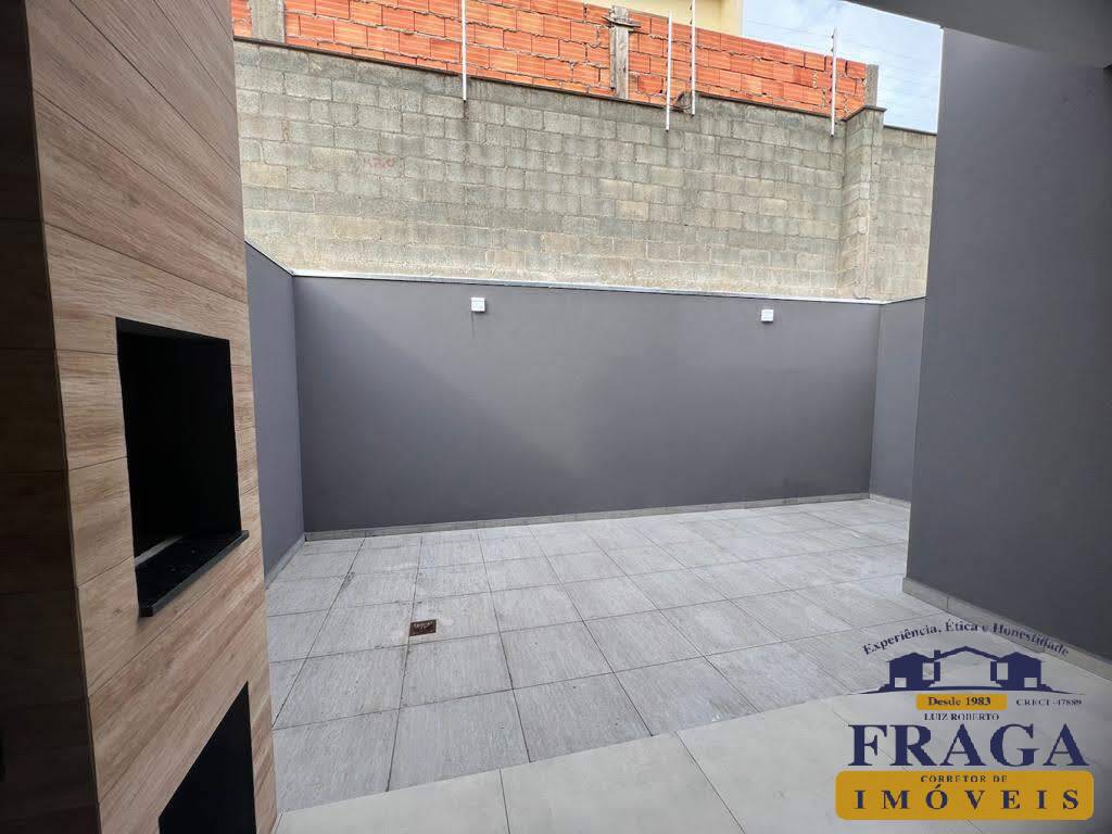 Casa à venda com 3 quartos, 98m² - Foto 27