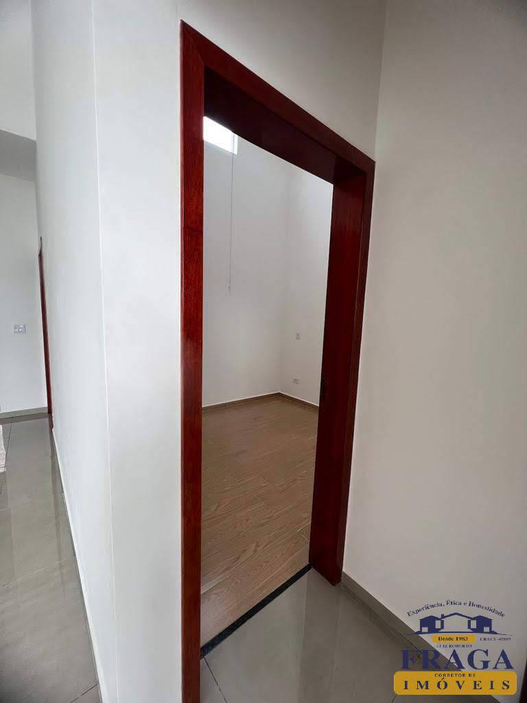 Casa à venda com 3 quartos, 98m² - Foto 15