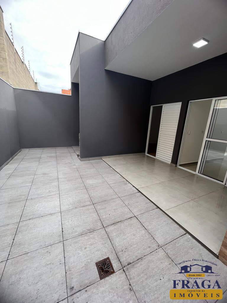 Casa à venda com 3 quartos, 98m² - Foto 32