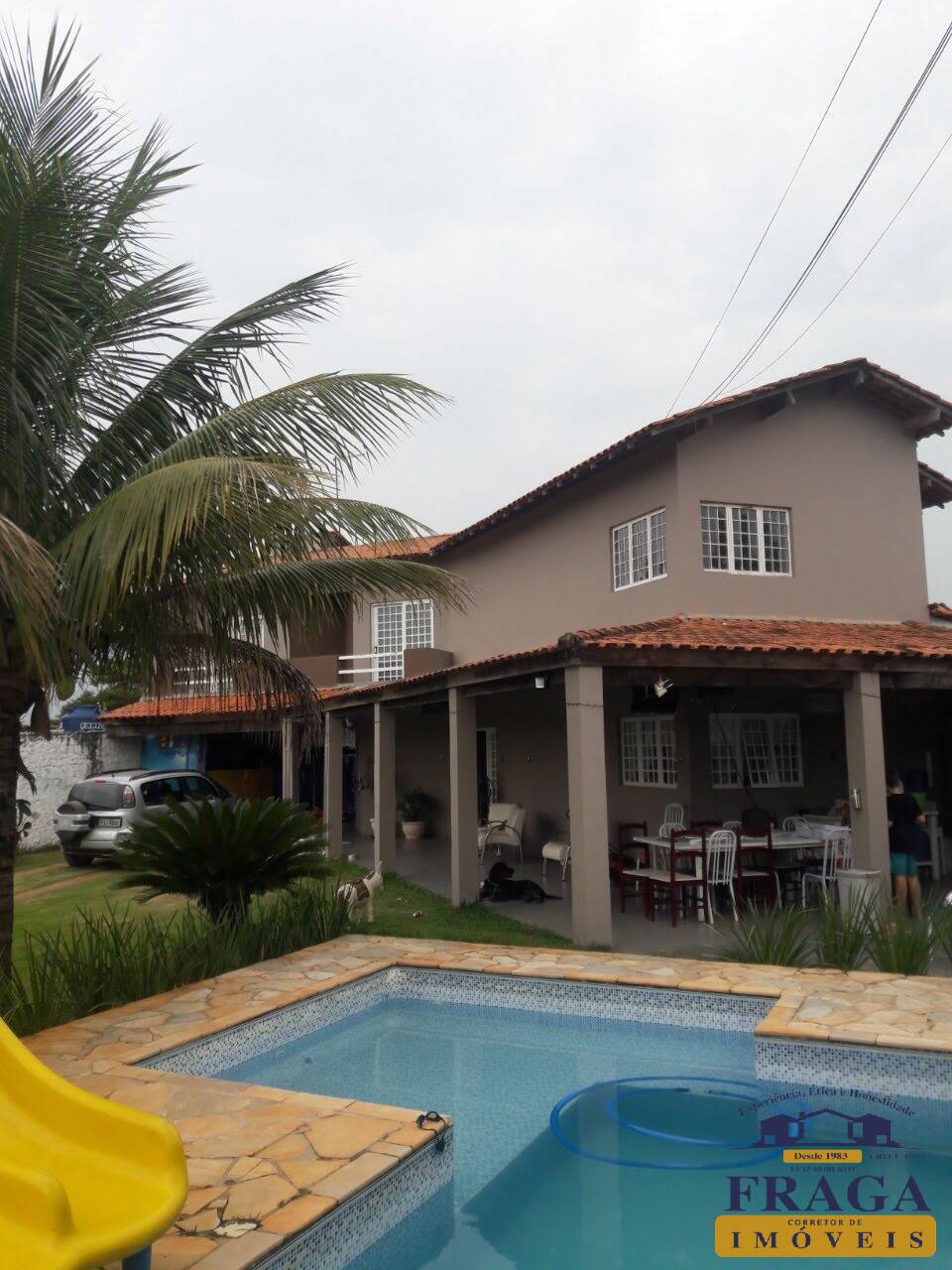 Fazenda à venda com 3 quartos, 250m² - Foto 2