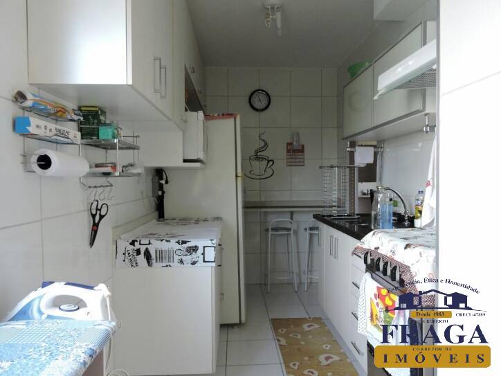 Apartamento à venda com 2 quartos, 55m² - Foto 17